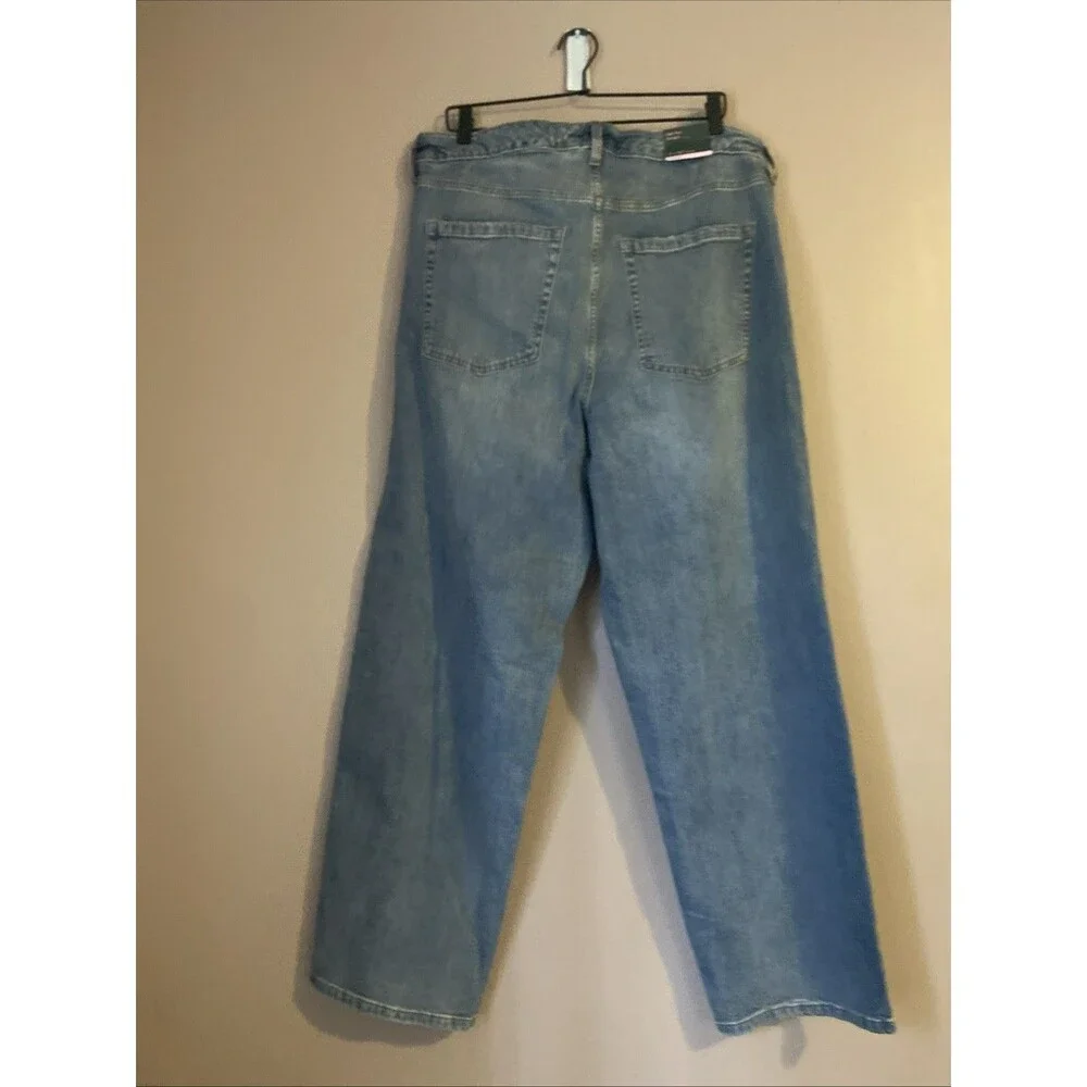 Women's High-Rise Straight Jeans - Wild Fable - Size 17 Medium Wash NWT
